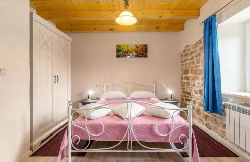 Gorgeous Home In Visnjan With Wifi - Photo 23