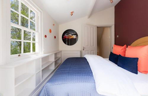 Design Haven! Big Group-Friendly 4BR City Escape in Waterloo's Coolest Corner - Foto 33