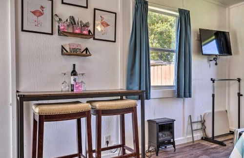 Flirty Flamingo' Studio: 1 Mi to Canyon Lake - Foto 22