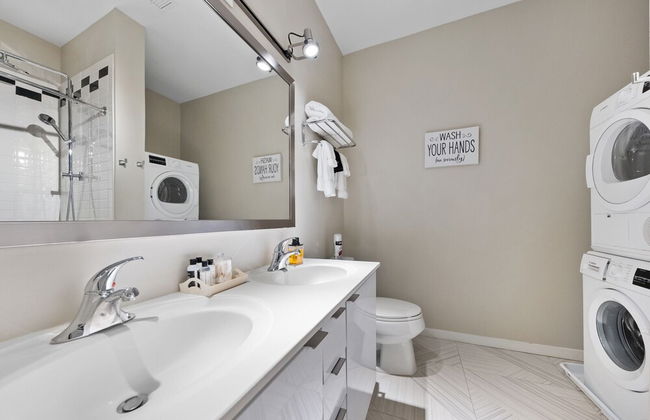 Cincinnati City Club Apartments by Airriva - Photo 9