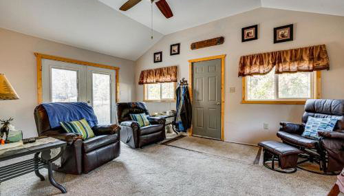 Hike, Fish and Relax Cabin 4 Mi to Lake Estes! - Foto 5