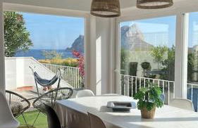 Espectacular villa junto a la playa, piscina privada y vistas al mar - Foto 11