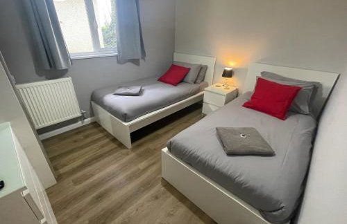 Hengar Manor 4 bed Sleeps 9 - Foto 32