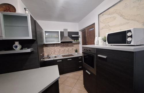 Brač Island Holiday Home With Pool And Sea View - Foto 28