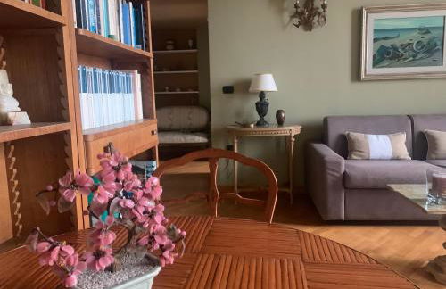 Rooftop in front of the Castle - Photo 20