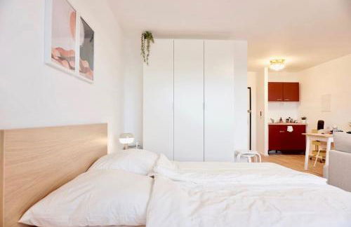 NEU modernes Apartment in Top Lage, free Parking max 1,65m Höhe und 1,8m Breite - Foto 27