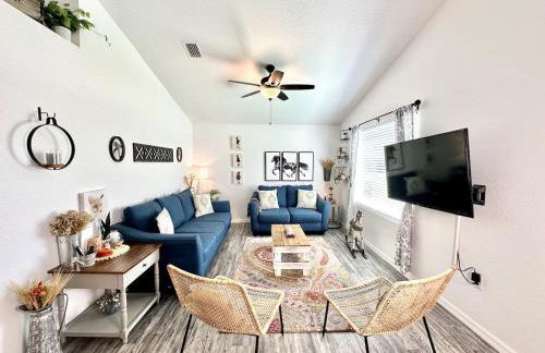 Doxie Cottage Close to WEC Springs and More - Foto 17