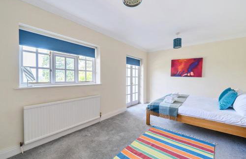 Surreys Secret Retreat for family & friends - Pass the Keys - Foto 23