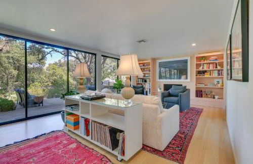 Modern Austin Home with Yard about 1 Mi from ACL! - Photo 5