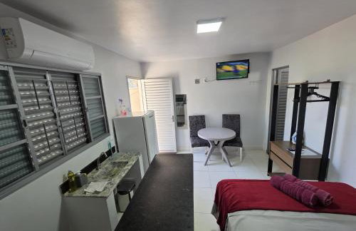 Suíte1 Individual Mobiliada com Ar Wi-Fi e Garagem Exclusiva - Foto 1