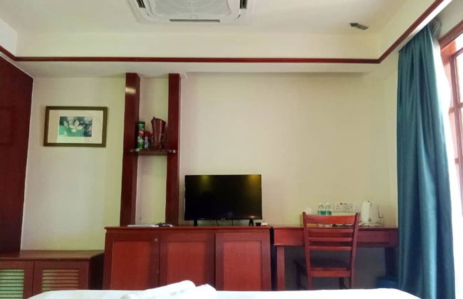 Alpine LXPD Water Chalet - Photo 16