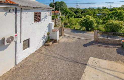 1 Bedroom Beautiful Home In Jurdani - Foto 17