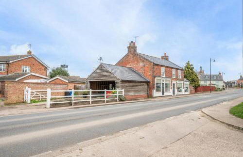 The Old Bakery, Wrentham - Photo 43