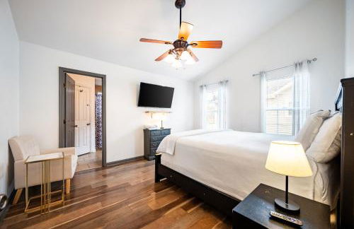 3BR Lakefront in Nashville with BBQ & Hot Tub - Foto 19