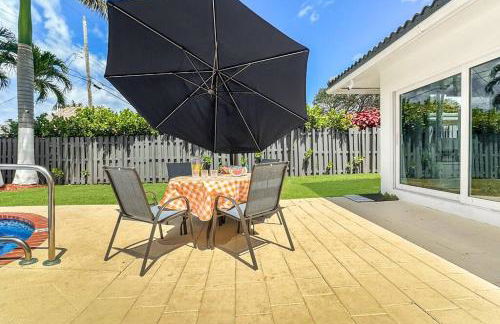 Amazing Home w Heated Pool 8 mins to the Beach - Foto 28