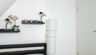 modern house with pool - 3 bedrooms 2 Bathrooms - Photo 5