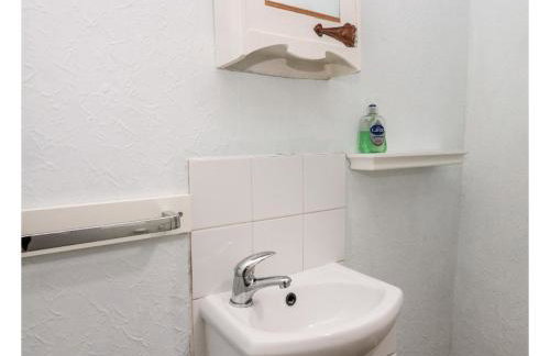 Sunnycote - Photo 16