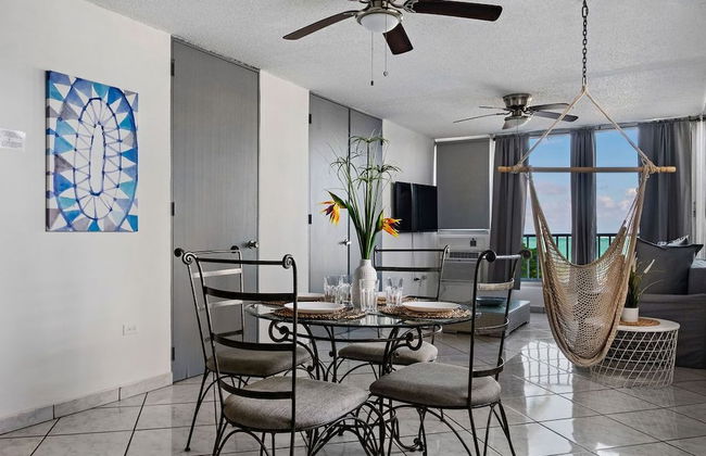 Playa Verde Apt Pool for 4 - Photo 4