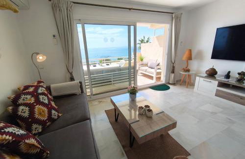 Spectacular 3 bedrooms Sea Views apartment - Photo 6