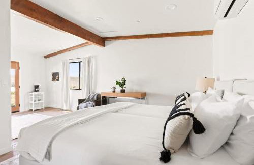 The Raven By The Cohost Company - Foto 74