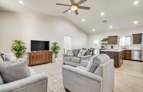 Hike and Ski! Home with Dog-Friendly Yard in Eagar - Foto 4