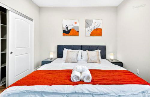 Spacious 9BR Home with Parking and Near DTLA - Foto 65