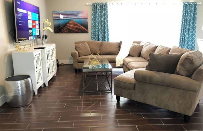 Parsley · New! Luxury, Near Disney & Universal. Sleep 9 - Photo 22