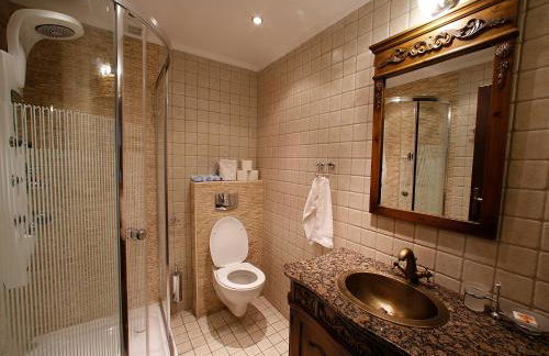 Nemesis Suites - Foto 66