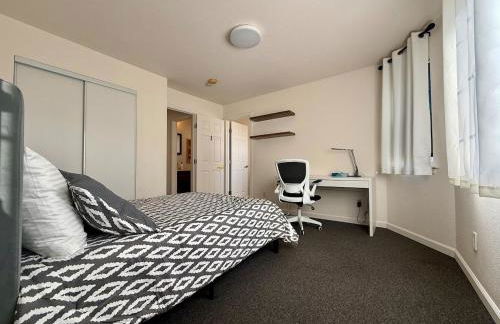 Cozy 4bed home close to everything around SF - Foto 3