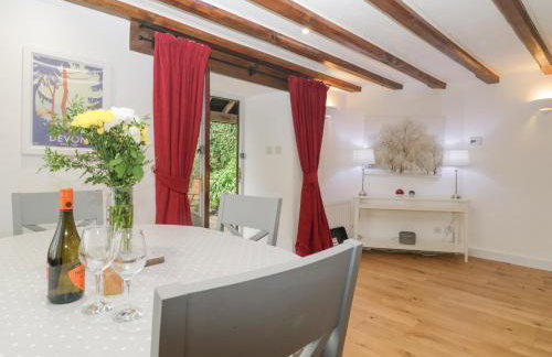 4 Barton Cottages - Photo 9