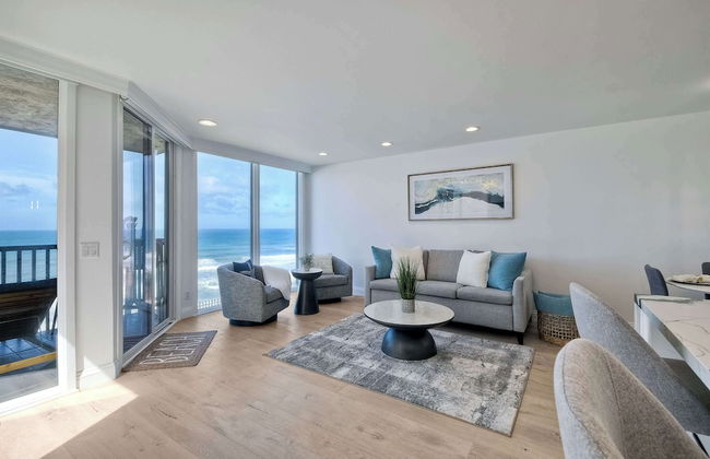 Solana Sunset Stunning Beachside Retreat for 4! - Photo 10