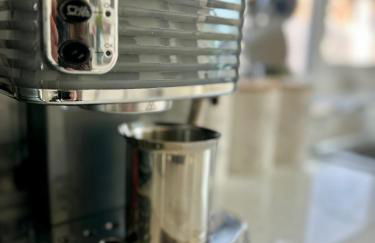 Charming city home free parking - Photo 14