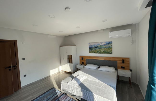 Royalova Hotel - Photo 41