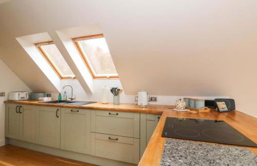 The Apartment - Photo 16