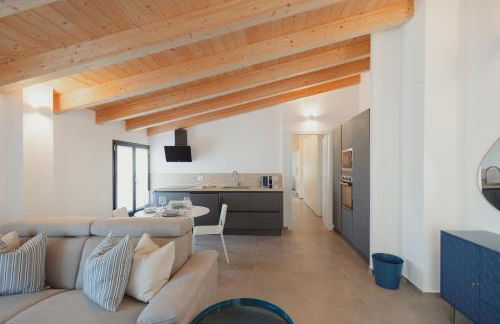 GoHost - The Corridor near the Station - Foto 2