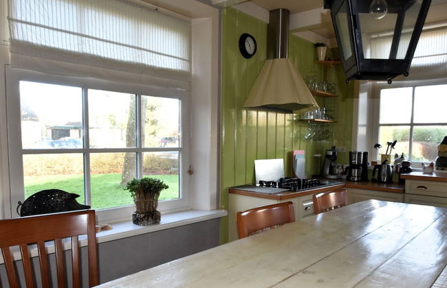 Spacious Holiday Home Close to the sea - Foto 16