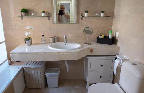 Große Ferienwohnung , Spanien, Andalusien, Costa del Sol, Sabinillas, Duquesa, Manilva mit Pool - Photo 22