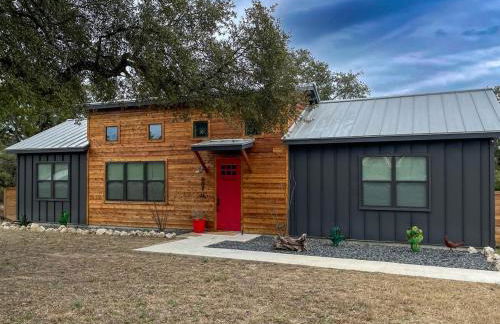 Secluded Hill Country Getaway with Spa and Sauna - Foto 1