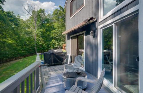 Spacious and Serene Lake Ridge Retreat with Game Room! - Foto 31