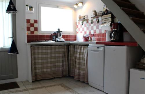 Maison de village charismatique à Saint-Georges-d'Oléron, 4 couchages, wifi gratuit - FR-1-246A-85 - Foto 3