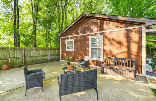 Home with Hot Tub, Playset and Grills in Clarksville! - Foto 20