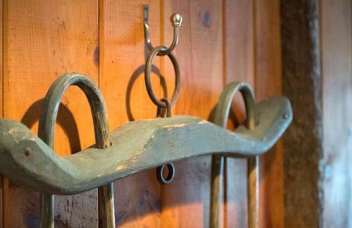 Private Tavern, Hot Tub, 8-Fireplaces, Spa Baths, Fire Pit, Baths Ensuite - Shop or Ski! - Foto 17