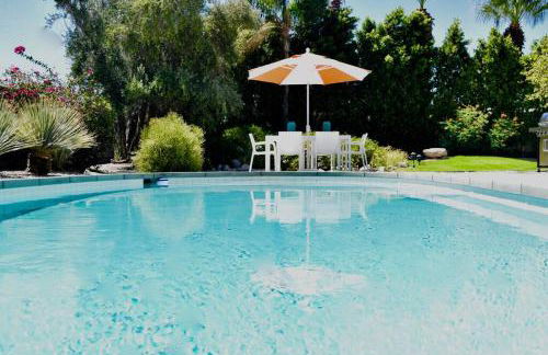 Live the Mid Mod Life at Mariposa Palms - Foto 11