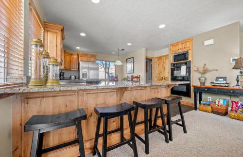 Altitude Adjustment with Resort Amenities MH1312 - Foto 8