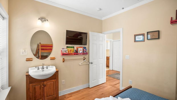 694 Bonito Rd-sandy Palms - Photo 4, Room