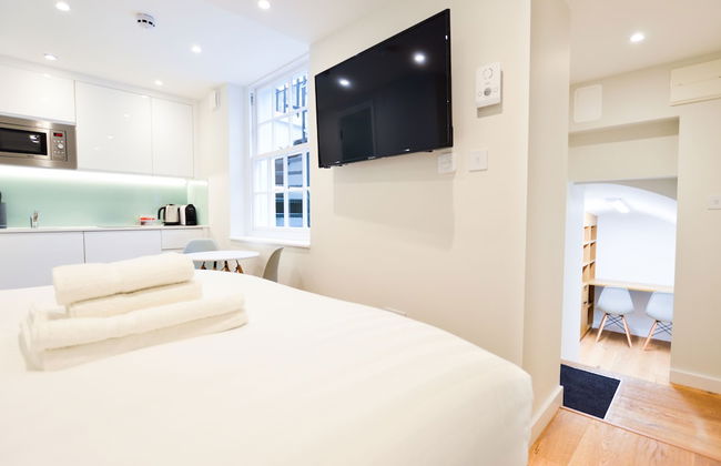 Sale Place Serviced Apartments by Concept Apartments - Photo 4