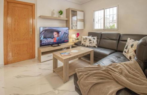 4 Bedroom Lovely Home In Orihuela Costa - Foto 3