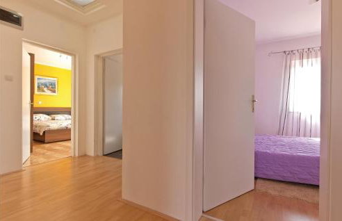 Amazing Home In Frkeci With Wifi - Foto 29