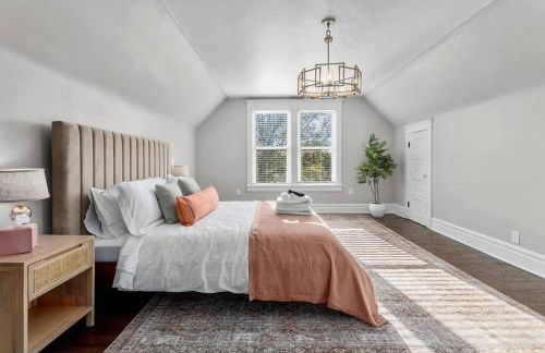 Walnut Remodeled Modern 5BR Home Walkable King Bed - Foto 42