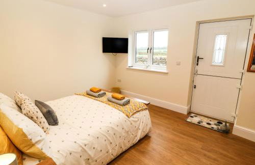 Ty Gwair The Hayloft - Photo 15